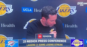 开云app-雷迪克谈表现：每个人都尽力用正确的方式打球，为团队而战