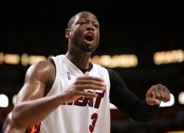 开云官网-韦德：贝弗利这种水平没资格比较我跟哈登 你连75大的门槛都没进